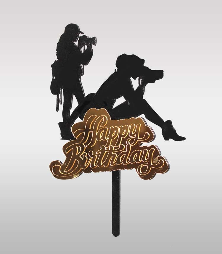Topper cake femme photographe deux femmes photographe en bois noir et happy birthday en dorée miroir